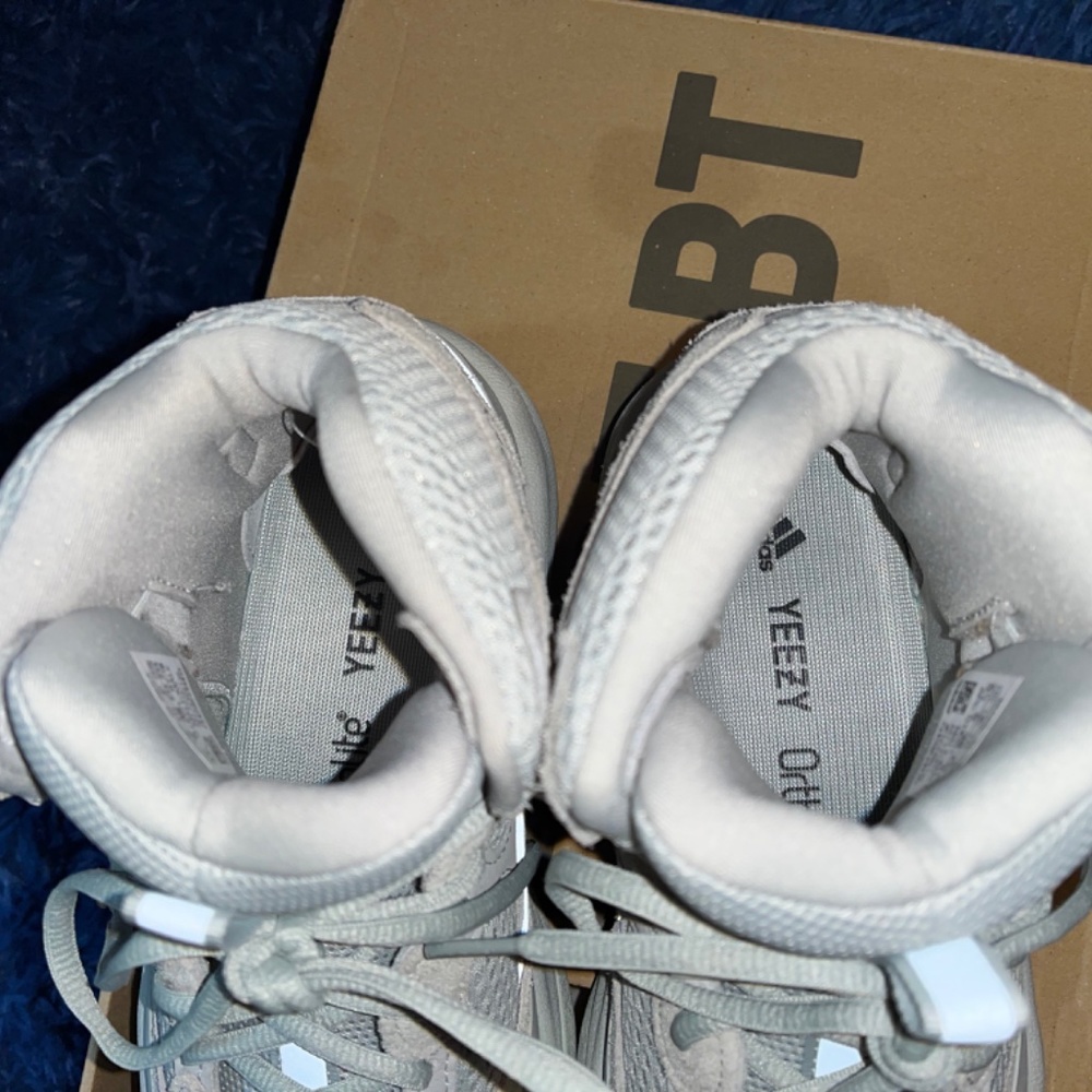 Yeezy Dsrt Boot (Salt) - Picture 7 of 11
